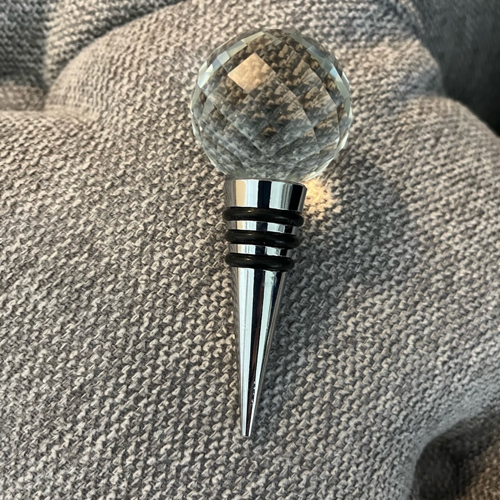 Crystal wine stopper new in box retail $89